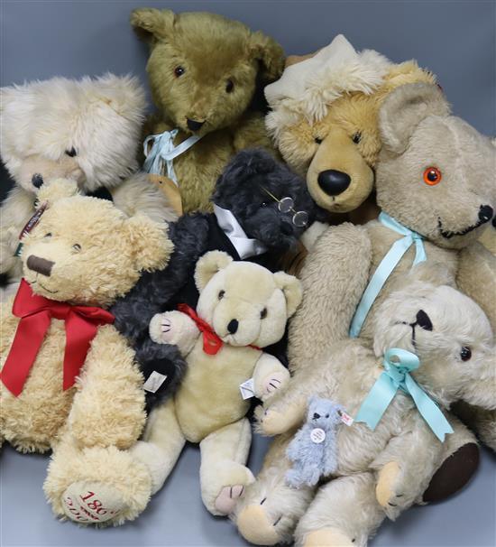 Nine modern Collectors bears